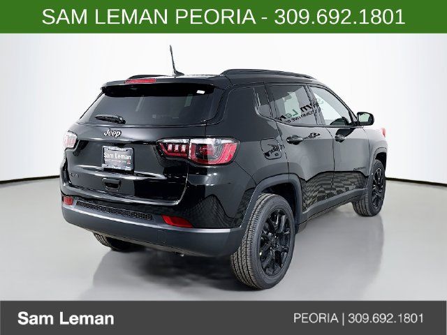 New 2026 Jeep Compass Latitude AWD/4WD image 7