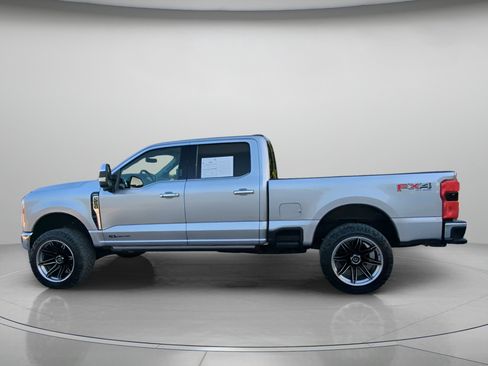Certified 2023 Ford F250 Lariat w/ Lariat Ultimate Package AWD/4WD image 14
