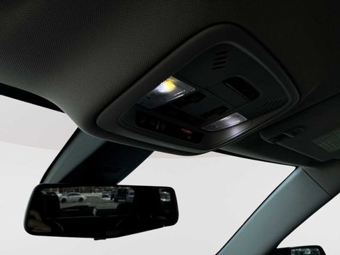 Certified 2018 Chevrolet Traverse Premier w/ Redline Edition image 36