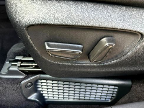 Used 2022 Toyota Sienna LE image 10