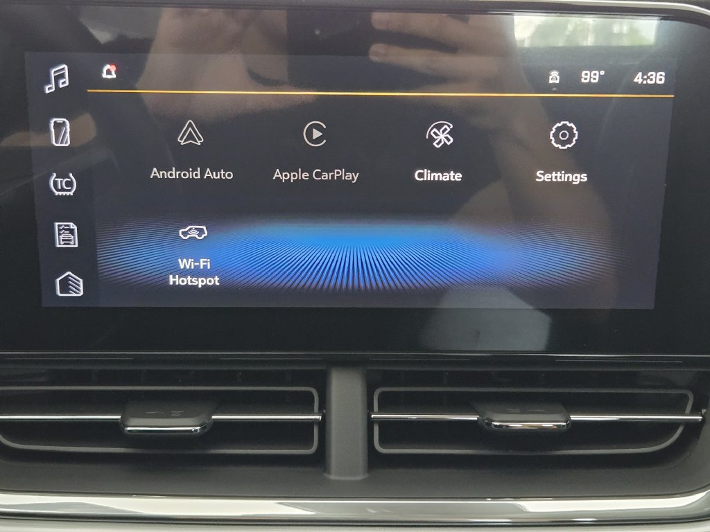 New 2026 Chevrolet Trax LT w/ LT Convenience Package FWD image 18