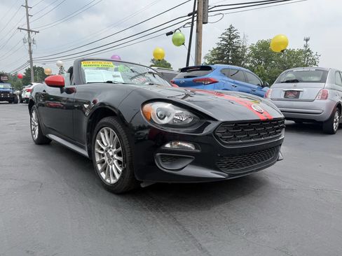Used 2020 FIAT 124 Spider Classica w/ Technology Group image 4