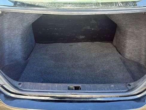 Used 2019 Nissan Versa S image 11