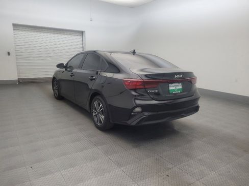Used 2023 Kia Forte LXS w/ LXS Technology Package FWD image 5