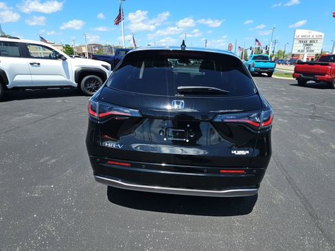 Used 2024 Honda HR-V EX-L image 4