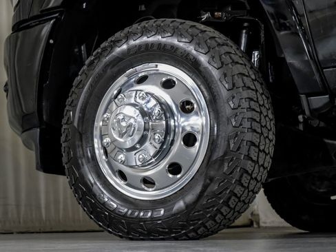 Used 2024 RAM 3500 Limited AWD/4WD image 55