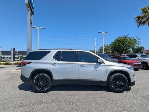 Certified 2022 Chevrolet Traverse LT w/ Midnight/Sport Edition FWD image 2