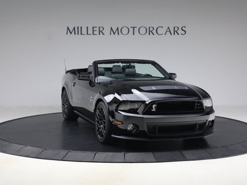 Used 2013 Ford Mustang Shelby GT500 RWD image 11