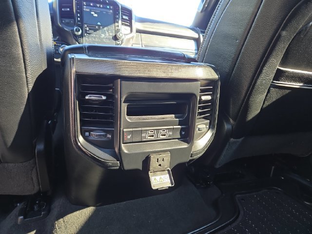 Used 2022 RAM 1500 Limited w/ Body-Colour Bumper Group AWD/4WD image 34