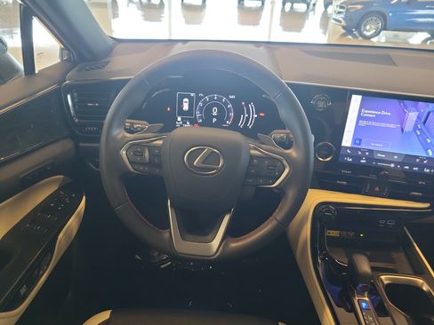 Certified 2024 Lexus NX 250 FWD image 18