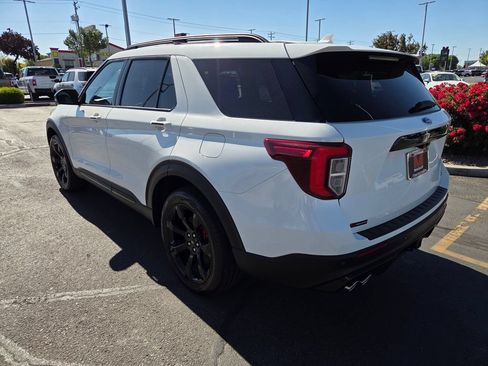 Used 2024 Ford Explorer ST w/ Equipment Group 401A AWD/4WD image 5