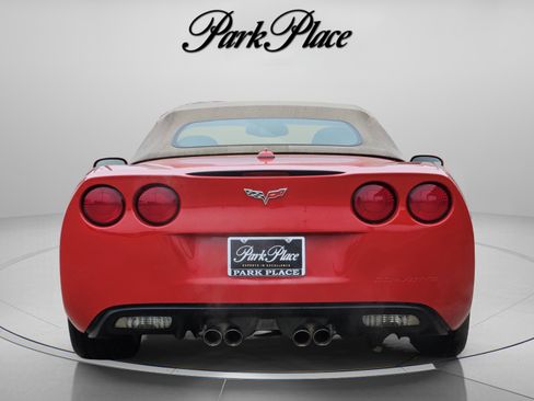 Used 2005 Chevrolet Corvette Convertible w/ Preferred Equipment Group RWD image 4