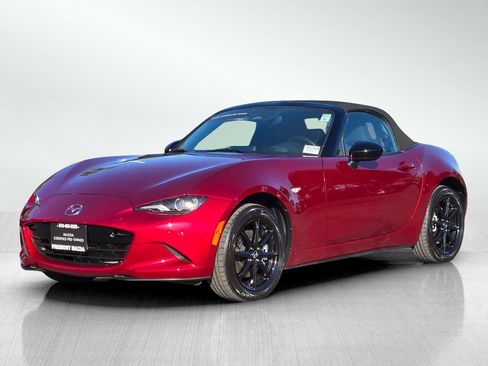 Certified 2025 MAZDA MX-5 Miata Sport RWD image 9