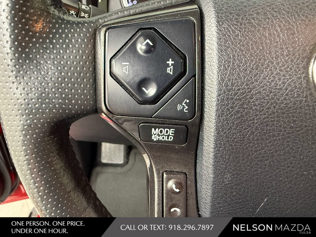 Used 2024 Toyota 4Runner TRD Off-Road Premium AWD/4WD image 25