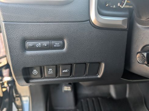Used 2018 Nissan Murano Platinum AWD/4WD image 14