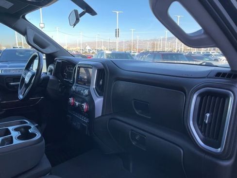 Used 2022 GMC Sierra 3500 SLE w/ SLE Value Package image 19