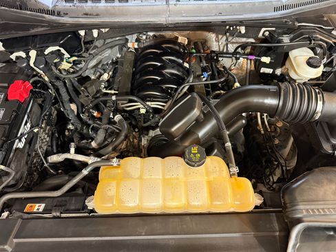 Used 2018 Ford F150 Lariat w/ Equipment Group 502A Luxury image 55