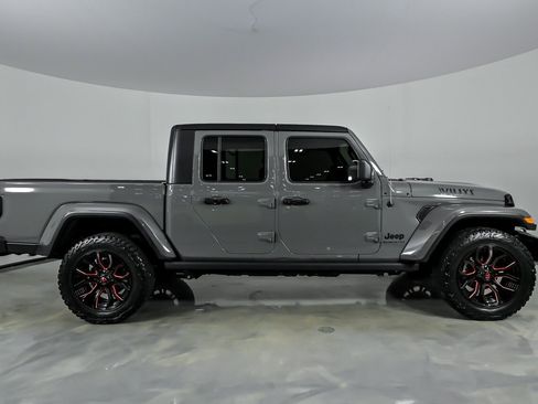Used 2021 Jeep Gladiator Sport AWD/4WD image 10