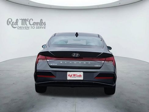 New 2026 Hyundai Elantra Limited FWD image 4