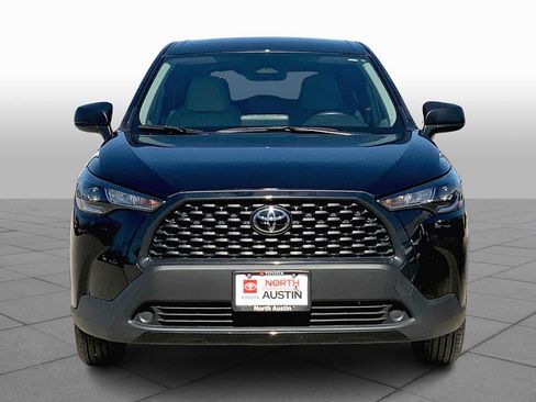 Used 2024 Toyota Corolla Cross L FWD image 4