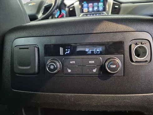 Used 2020 Chevrolet Suburban Premier w/ Max Trailering Package AWD/4WD image 25