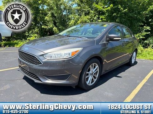 Used 2015 Ford Focus SE FWD image 7