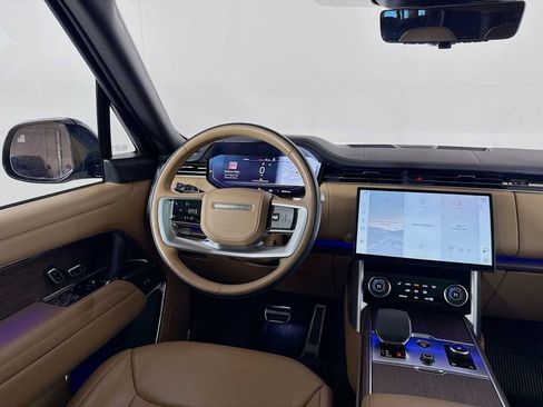 Certified 2023 Land Rover Range Rover Long Wheelbase Autobiography AWD/4WD image 24