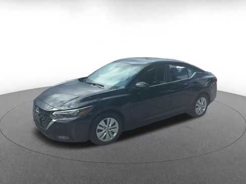 Used 2025 Nissan Sentra S FWD image 7