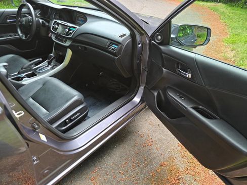 Used 2014 Honda Accord EX-L image 13