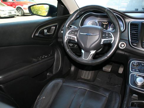 Used 2016 Chrysler 200 Limited Platinum FWD image 14