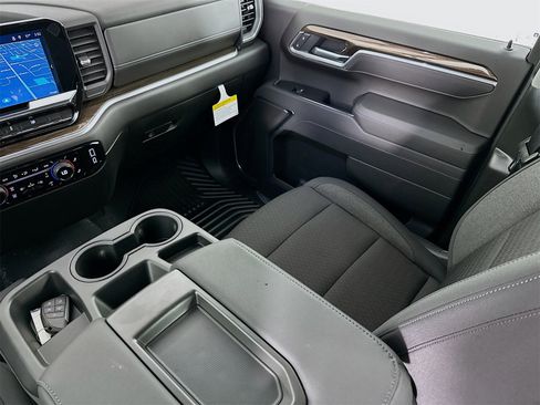 New 2026 Chevrolet Silverado 1500 LT image 23