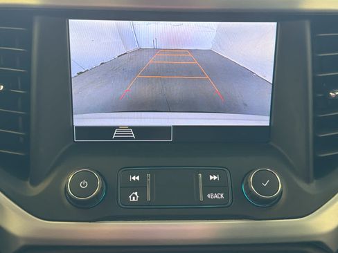 Used 2022 GMC Acadia SLE FWD image 51