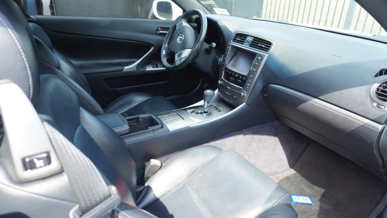 Used 2014 Lexus IS 250C w/ F-Sport Package w/as Tires RWD image 10