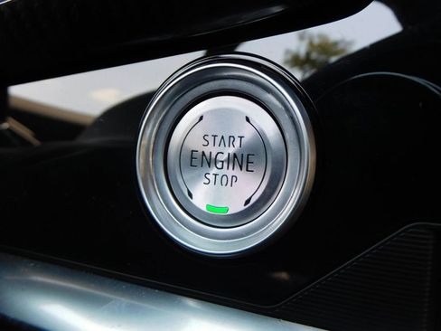 Used 2023 Chevrolet Corvette Stingray Premium Conv w/ Z51 Performance Package RWD image 12