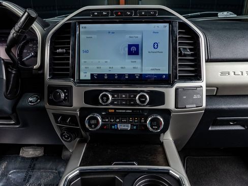 Used 2022 Ford F250 Lariat w/ Lariat Ultimate Package image 23