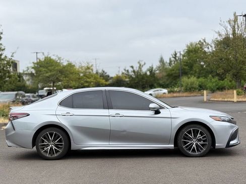 Certified 2023 Toyota Camry SE FWD image 6