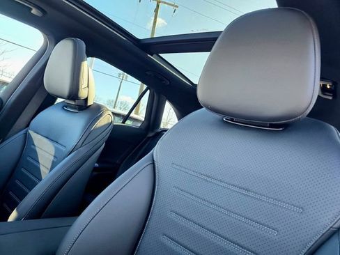 New 2026 Mercedes-Benz GLC 300 4MATIC image 19