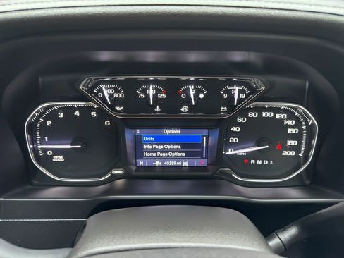 Used 2022 GMC Sierra 1500 AT4 w/ AT4 Preferred Package AWD/4WD image 34