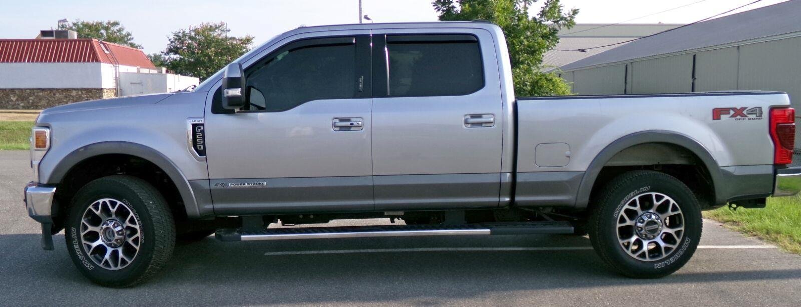 Used 2022 Ford F250 Lariat w/ Lariat Ultimate Package AWD/4WD image 2