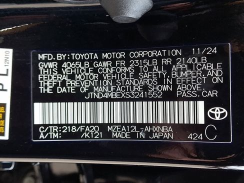 Certified 2025 Toyota Corolla SE image 29