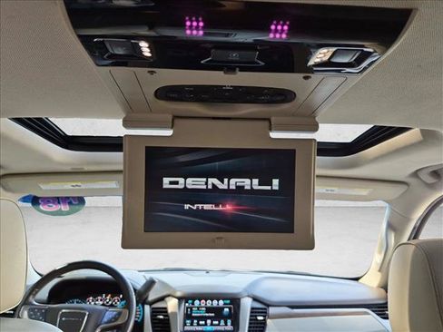 Used 2018 GMC Yukon XL Denali w/ Denali Ultimate Package RWD image 17