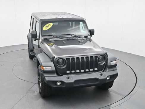 Used 2018 Jeep Wrangler Unlimited Sport S image 19