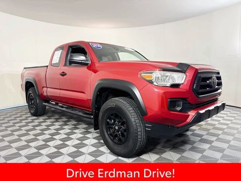 Certified 2020 Toyota Tacoma SR w/ SX Package AWD/4WD image 1