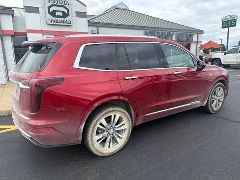 Used 2025 Cadillac XT6 Premium Luxury w/ Technology Package AWD/4WD image 13