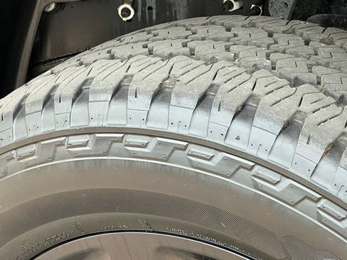 Used 2025 RAM 2500 Big Horn AWD/4WD image 11