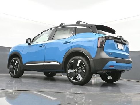 New 2026 Nissan Kicks SR FWD image 40