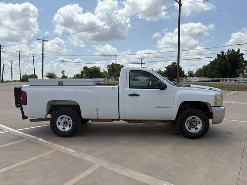 Used 2007 Chevrolet Silverado 2500 W/T RWD image 8