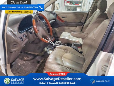 Used 2002 Lexus RX 300 4WD w/ Premium Pkg Plus image 9