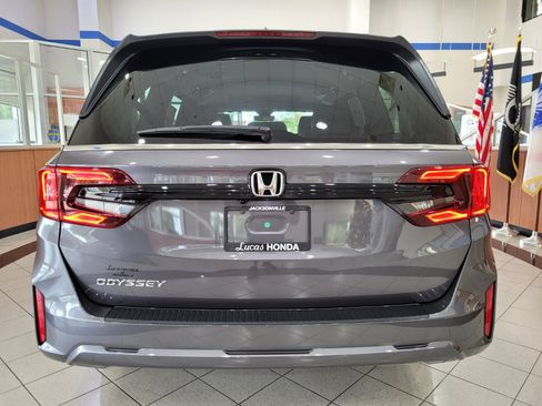 New 2026 Honda Odyssey EX-L image 5