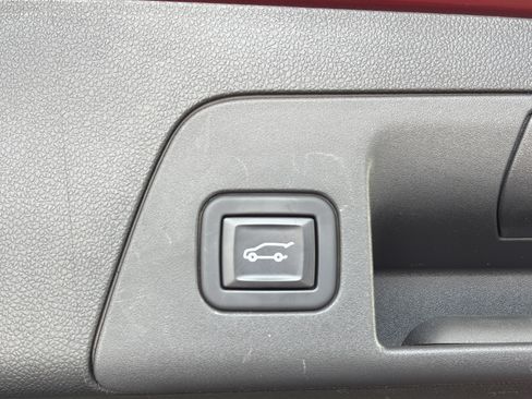 Used 2022 Buick Envision Preferred FWD image 15